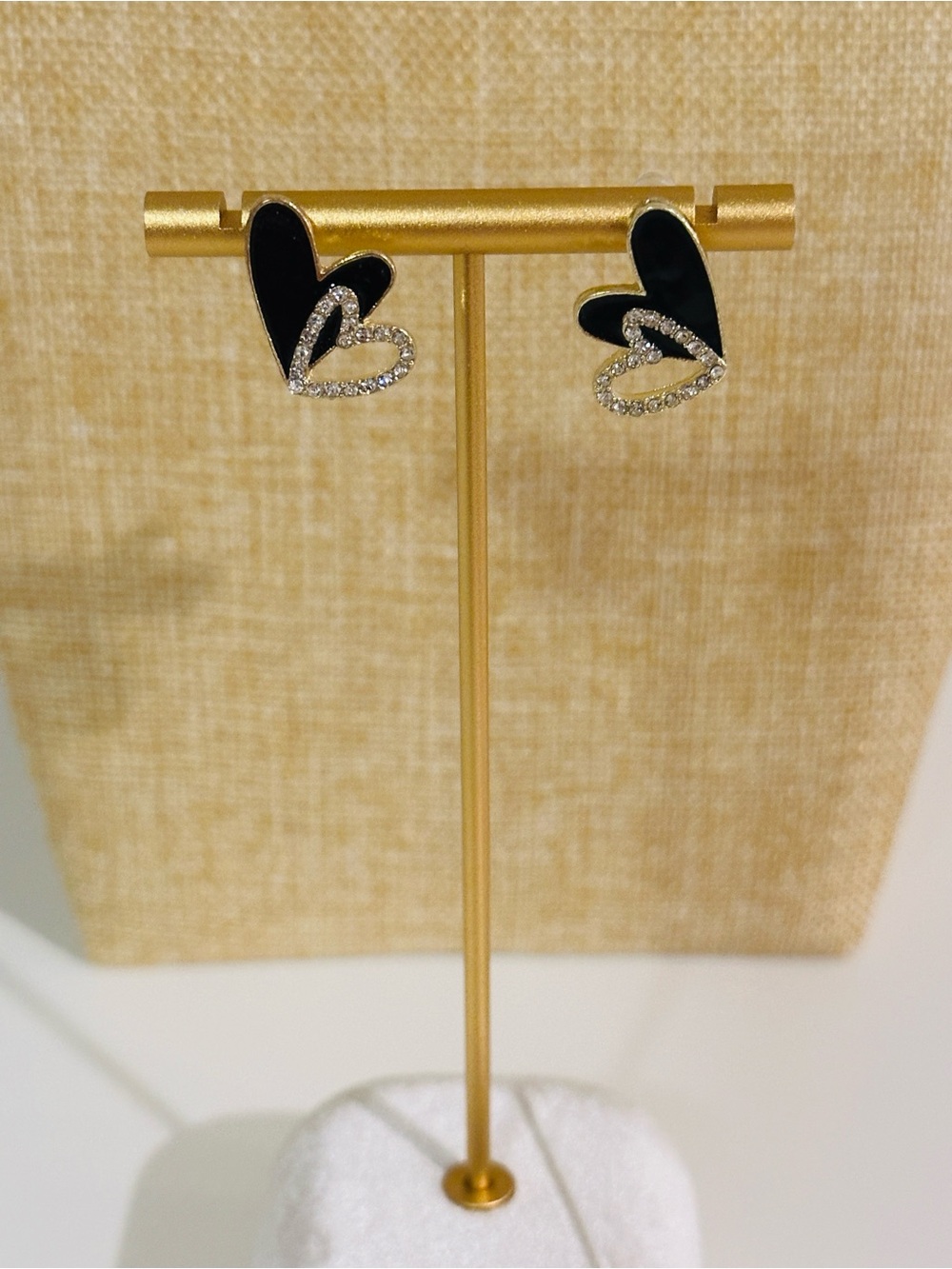 Fashion Jewelry Black Heart Crystal Outline Stud Earrings